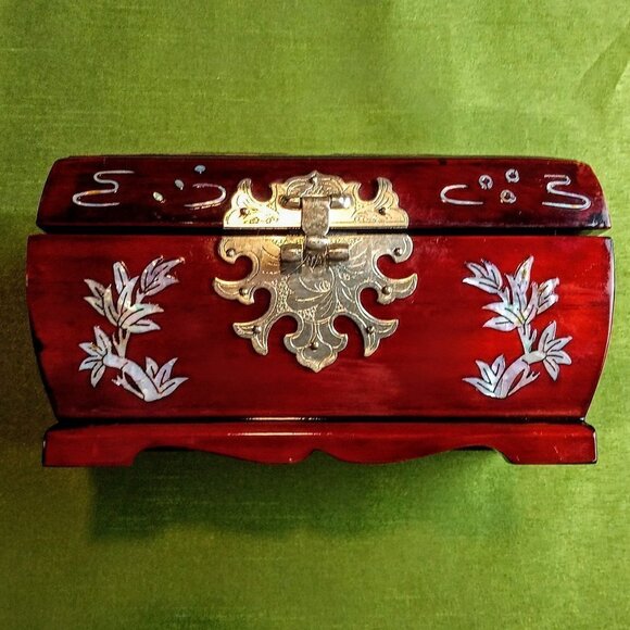 Mother of Pearl Inlay Wood Lacquer Jewelry Box - Picture 8 of 10